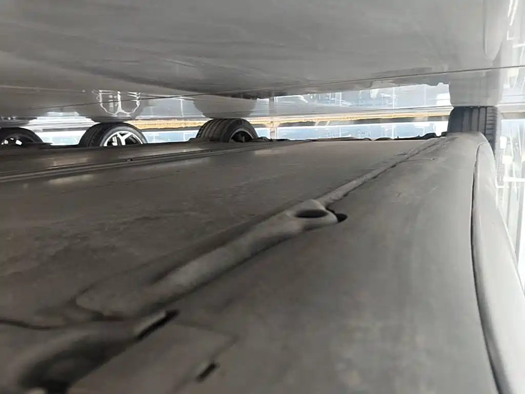 Tesla Model 3 — миниатюра 21
