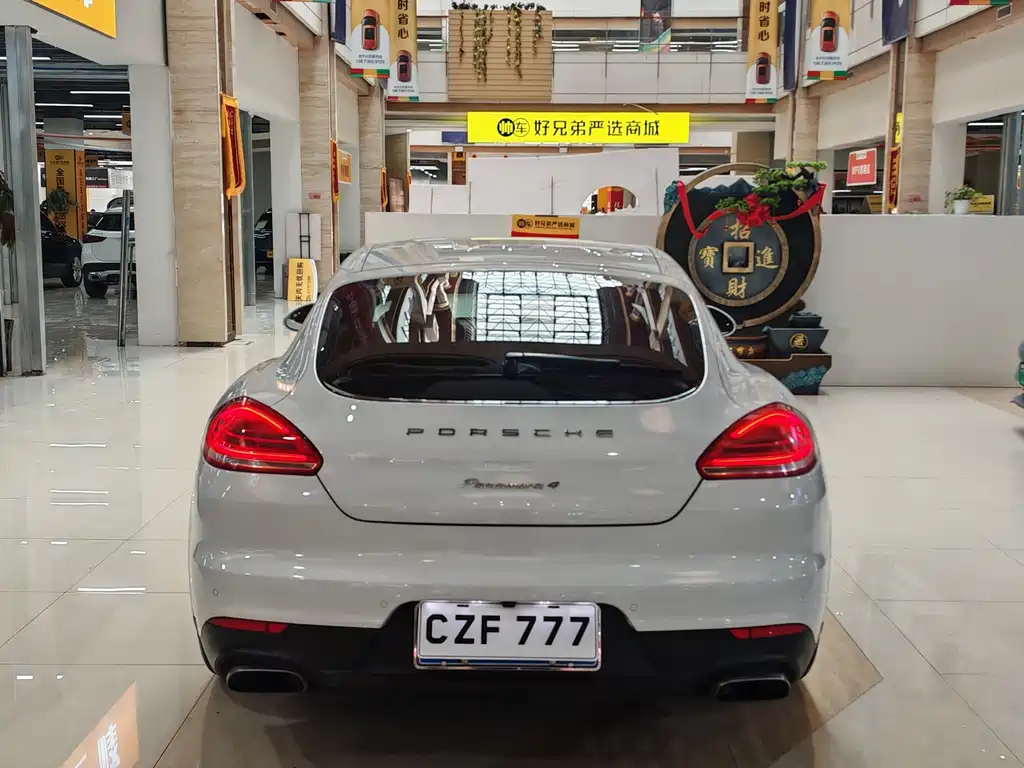 Porsche Panamera — миниатюра 8
