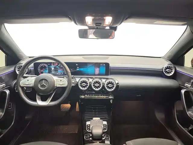 Mercedes-Benz A-Class — миниатюра 8