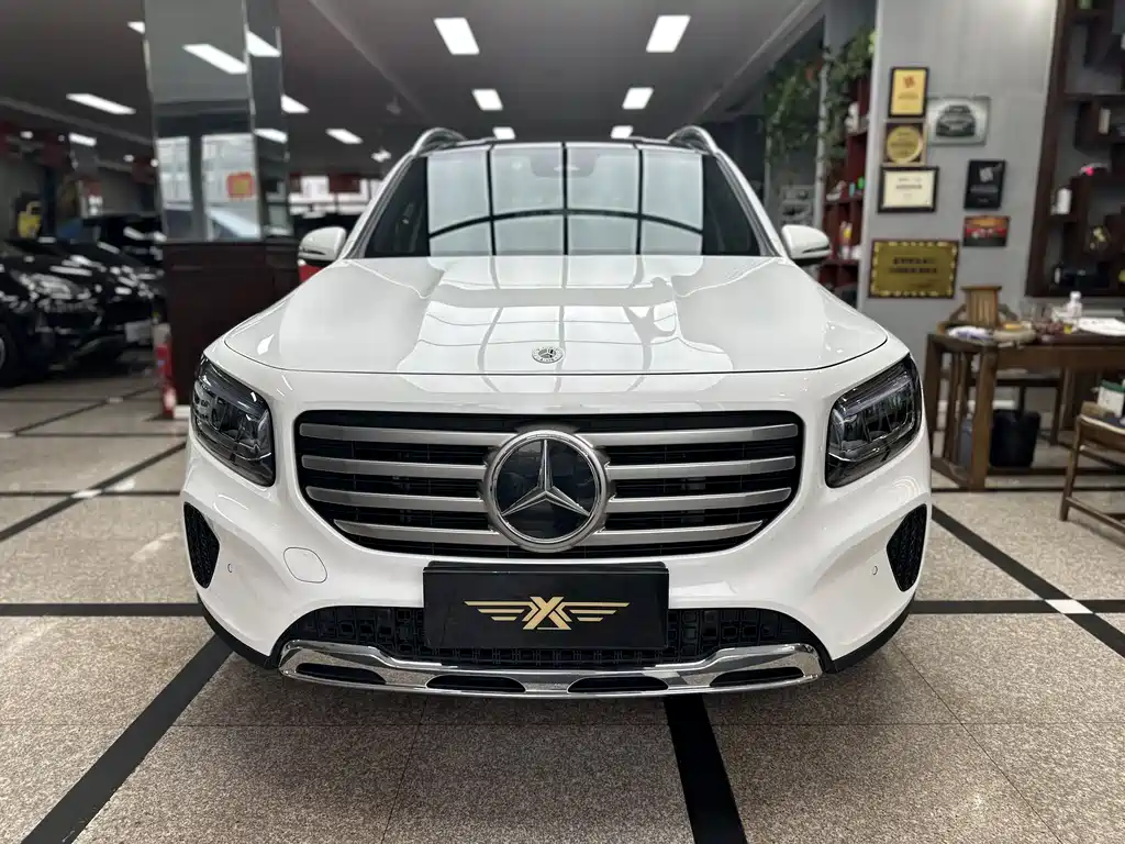Mercedes-Benz GLB 2024 GLB 220