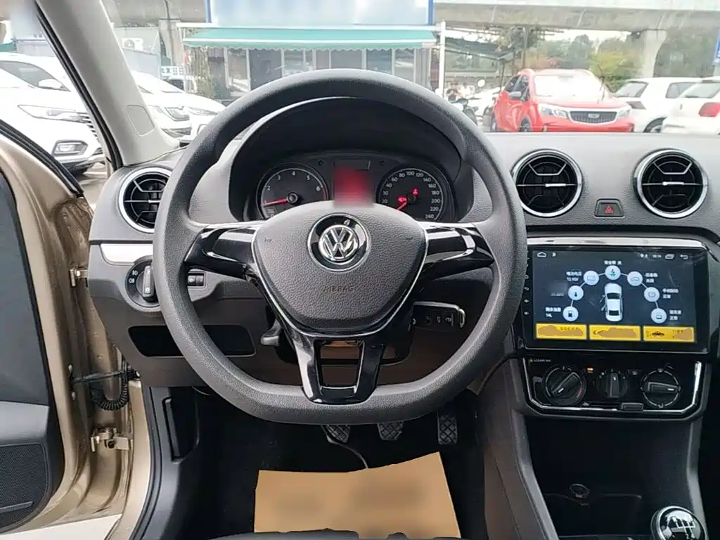 Volkswagen Jetta — миниатюра 11
