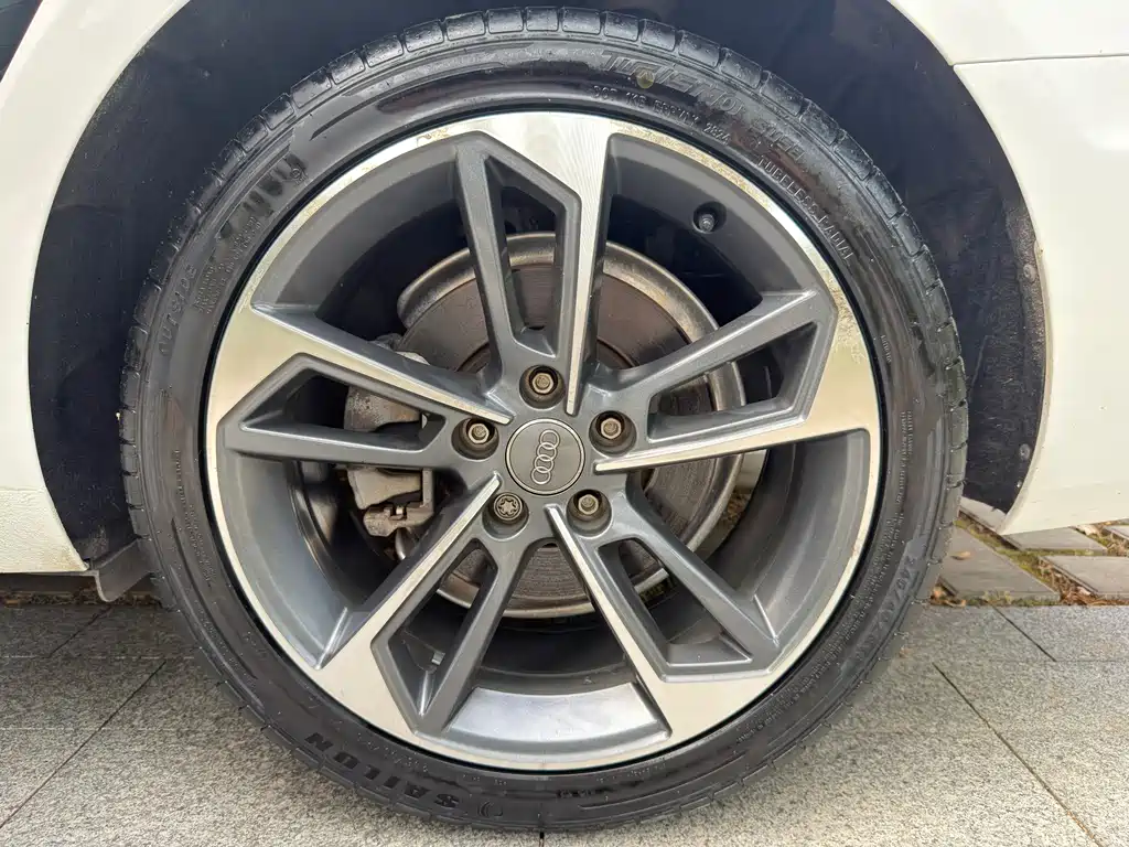 Audi A4L — миниатюра 16