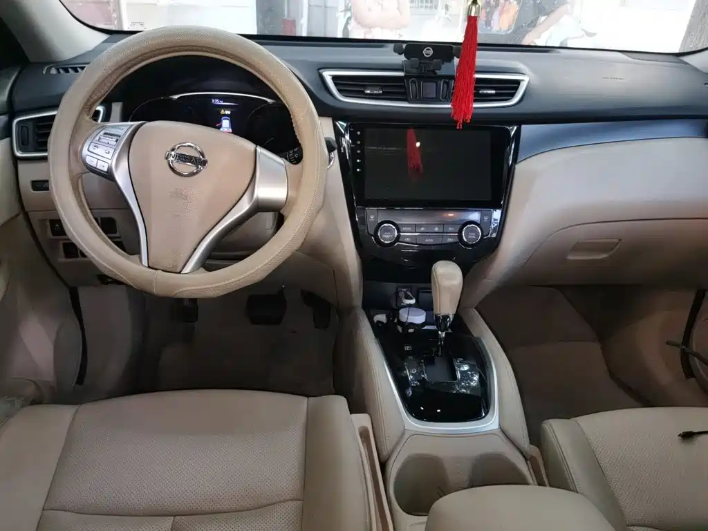 Nissan X-Trail — миниатюра 5