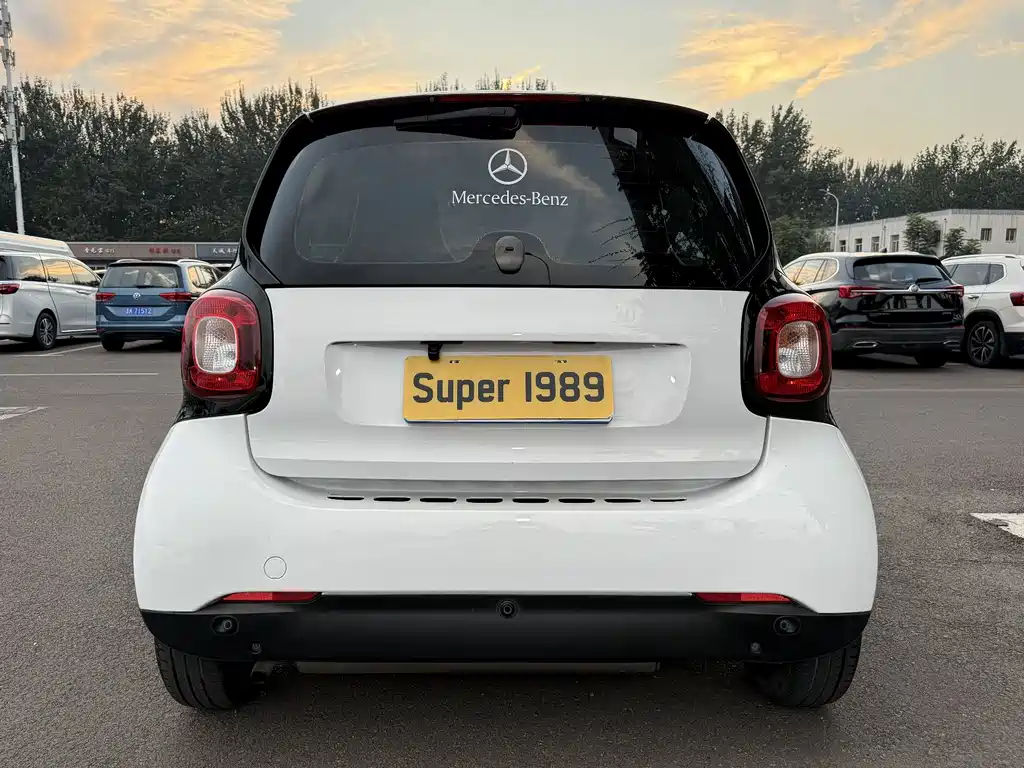 smart Smart Fortwo — миниатюра 5