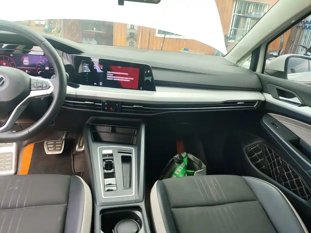 Volkswagen Golf — миниатюра 13
