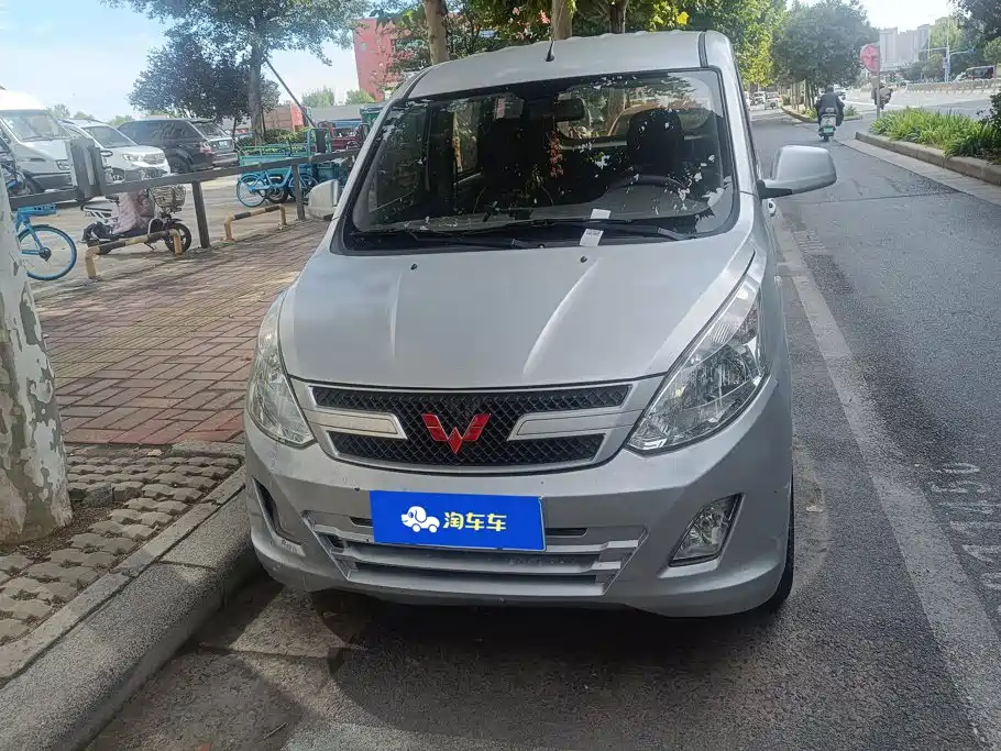Wuling Rongguang V — миниатюра 2