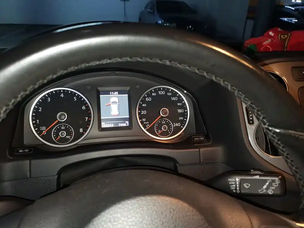 Volkswagen Tiguan — миниатюра 7