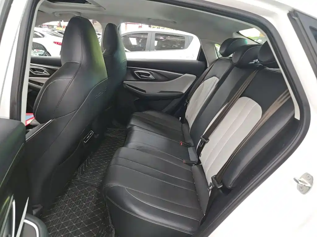 BAIC EU5 Plus — миниатюра 13