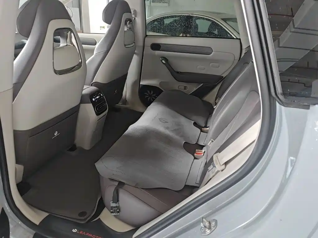 Leapmotor Leapmotor C11 — миниатюра 17