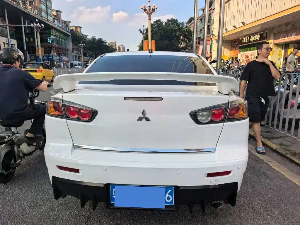 Mitsubishi Lancer EX — миниатюра 8
