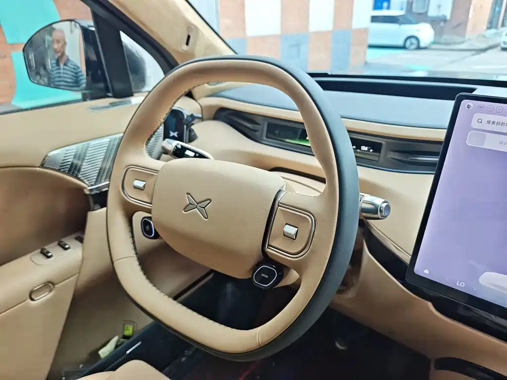 XPeng 小鹏GX — миниатюра 10