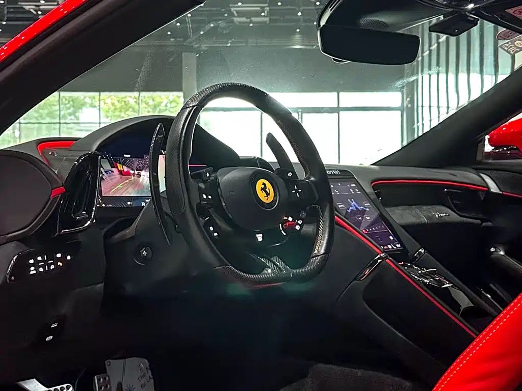 Ferrari Roma — миниатюра 7