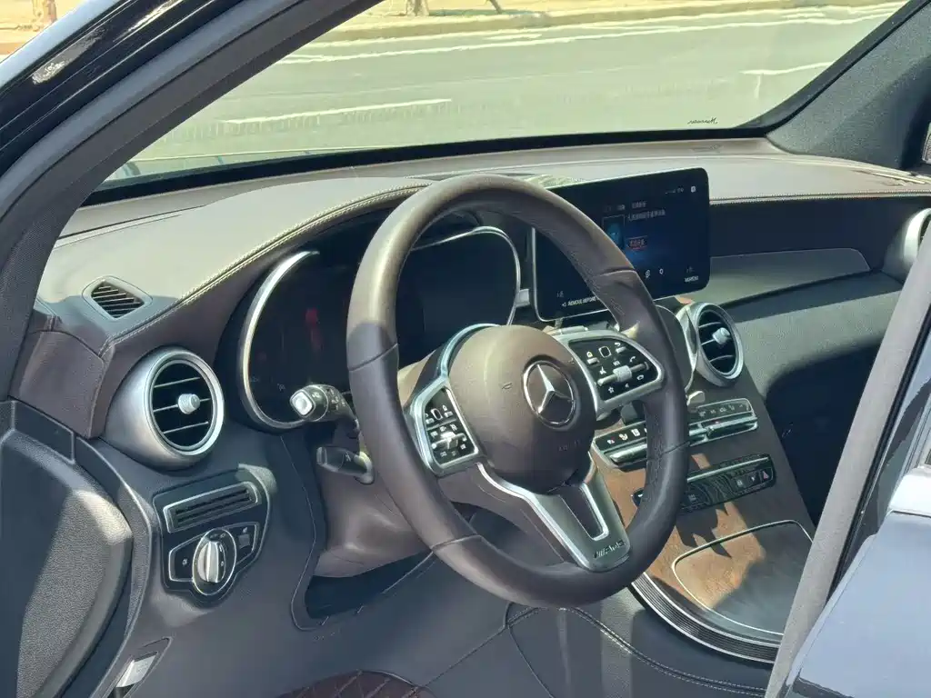 Mercedes-Benz GLC 2022 GLC 300 L 4MATIC
