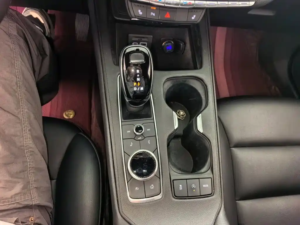 Cadillac XT4 — миниатюра 14