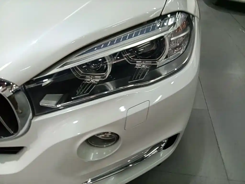 BMW X5 (Import) — миниатюра 24