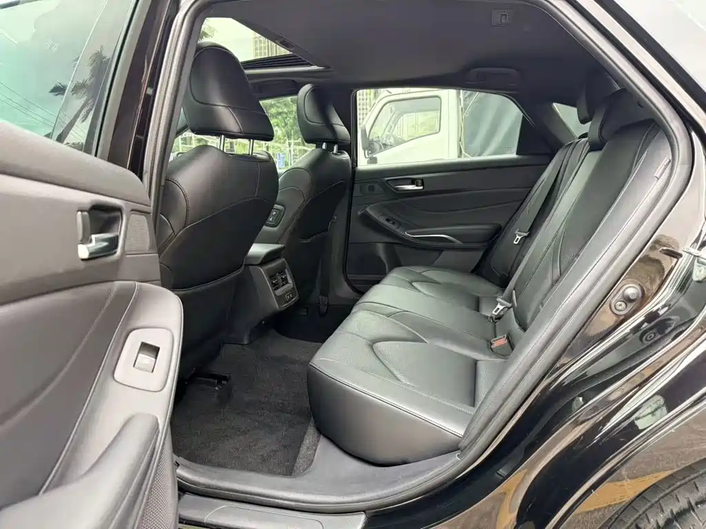 Toyota Avalon — миниатюра 20