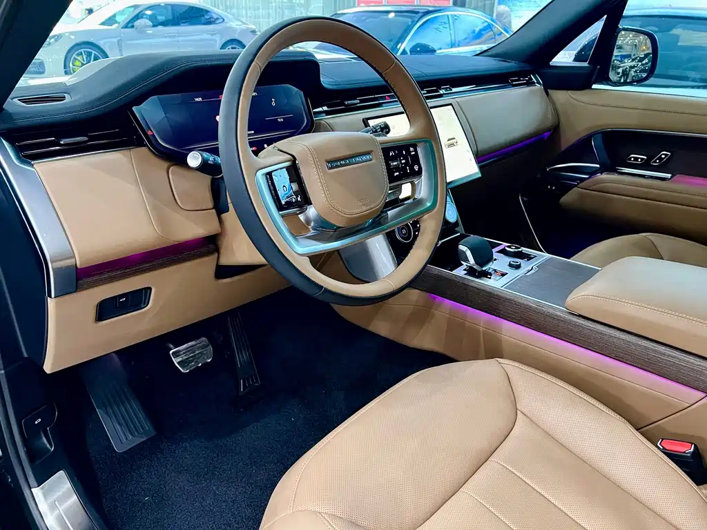 Land Rover Range Rover — миниатюра 6