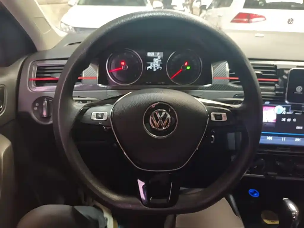 Volkswagen Santana — миниатюра 11