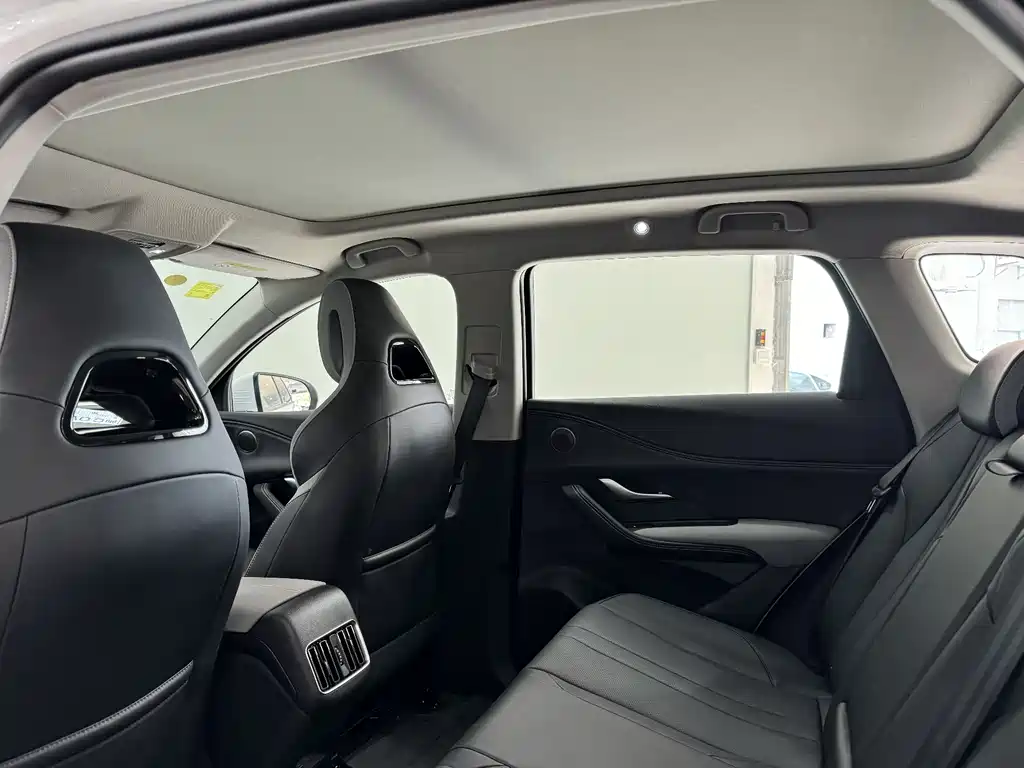 BYD SEA LION 05 DM I