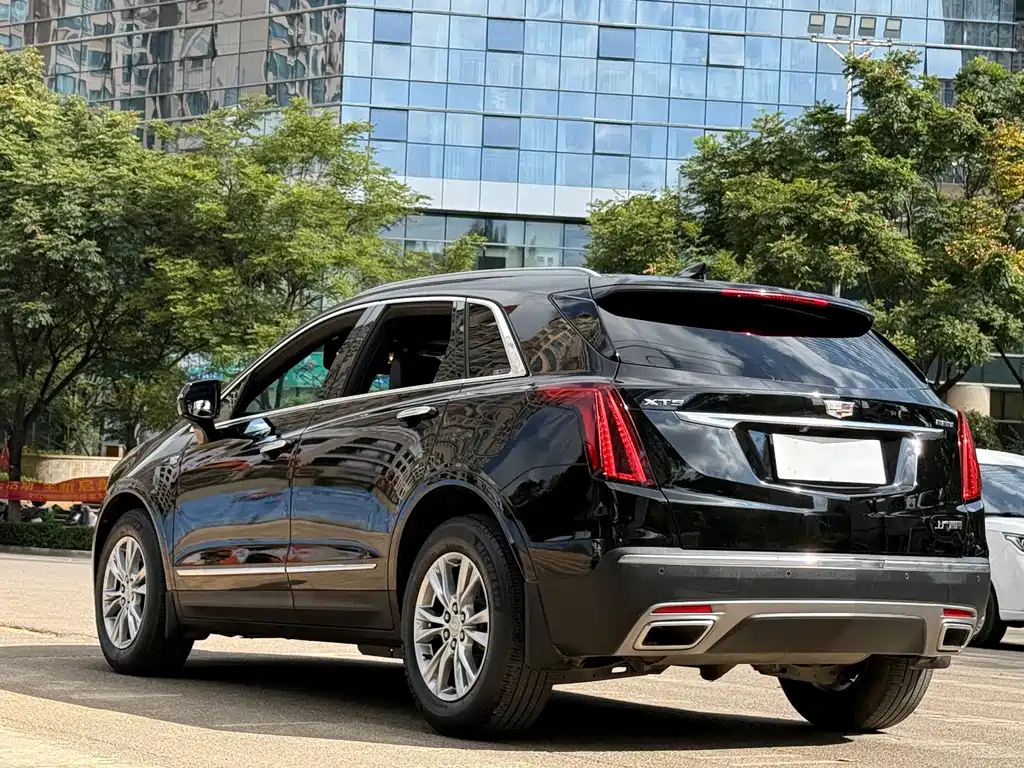 Cadillac XT5 — миниатюра 6