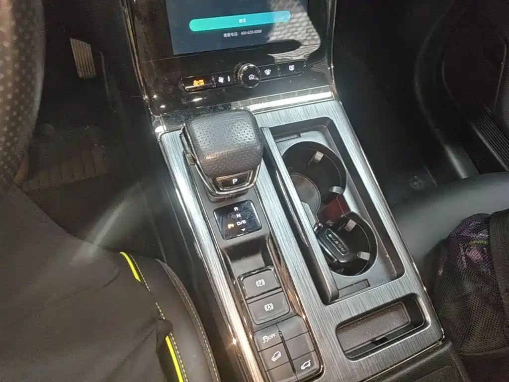 Roewe RX5 — миниатюра 14