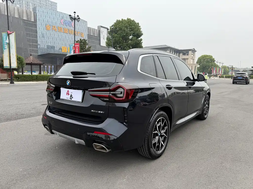 BMW X3 — миниатюра 22