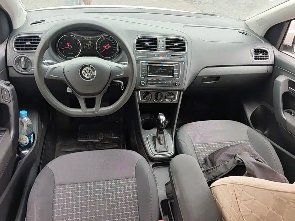 Volkswagen Polo — миниатюра 14
