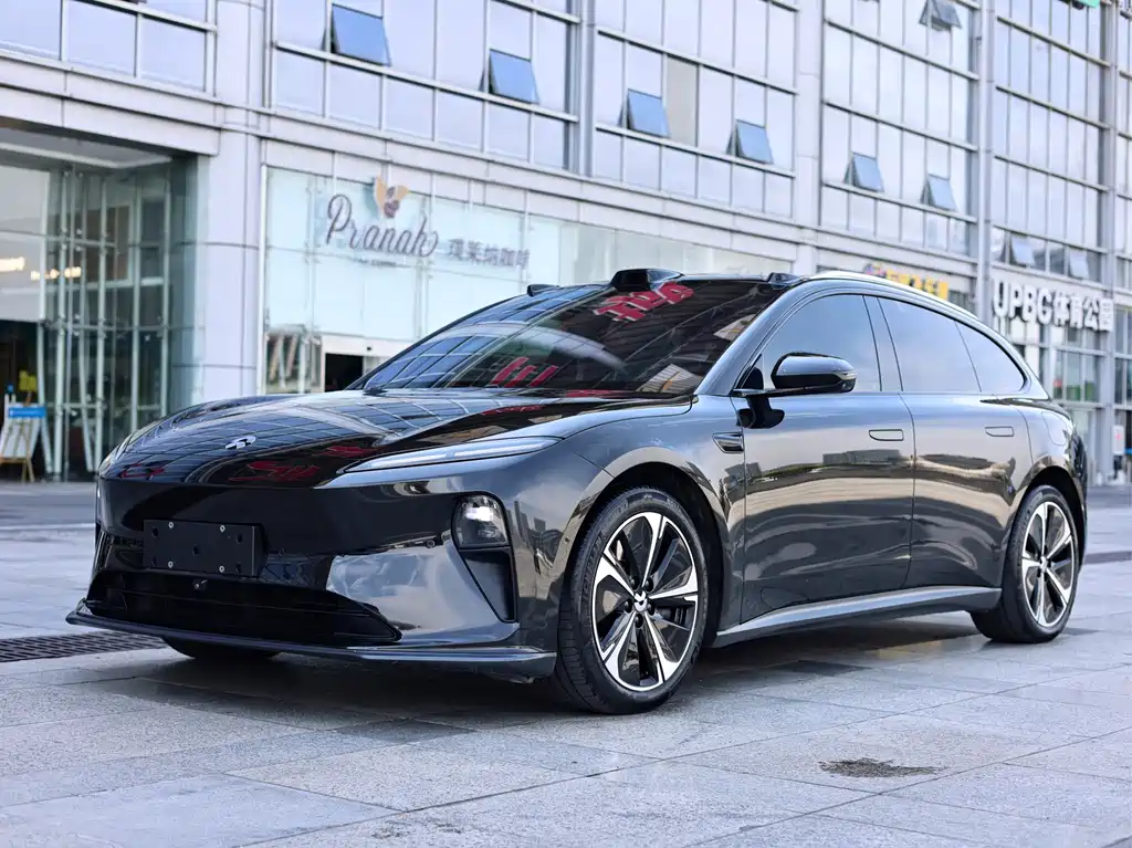NIO ET5T