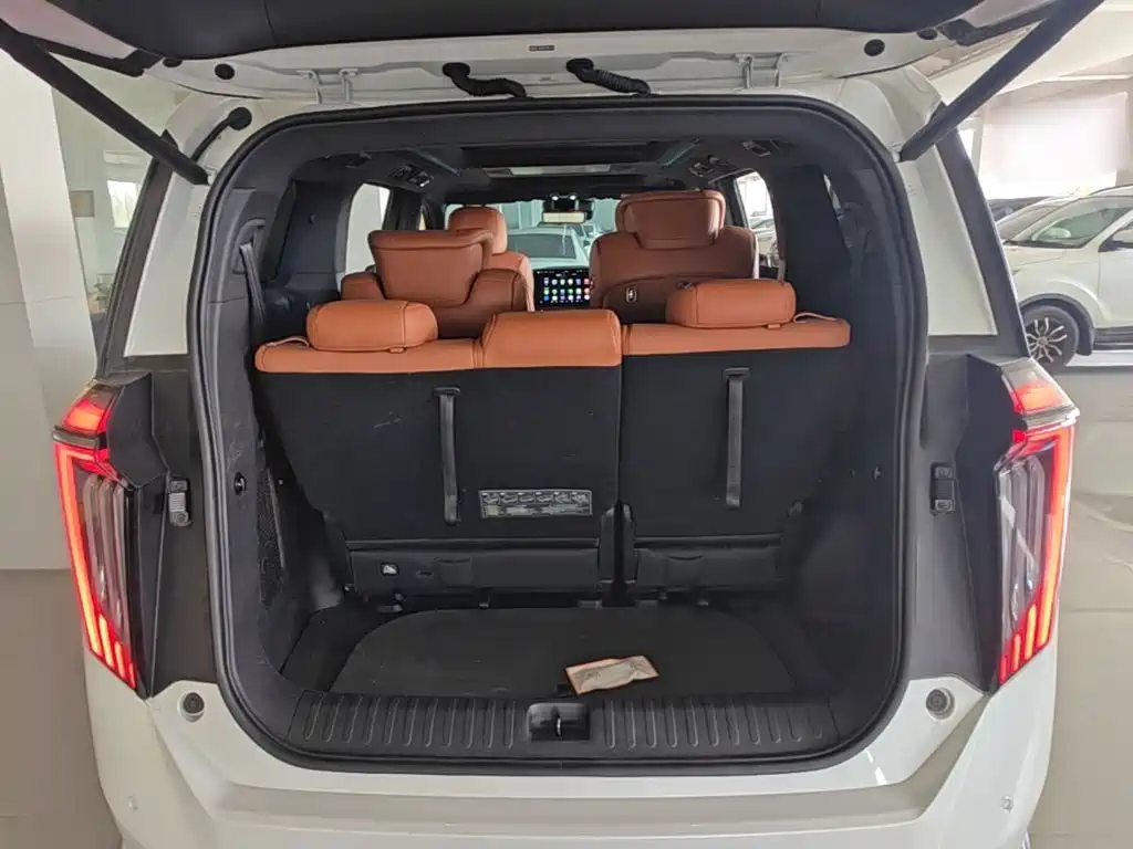 GAC Motor Trumpchi Xiangwang M8 — миниатюра 19