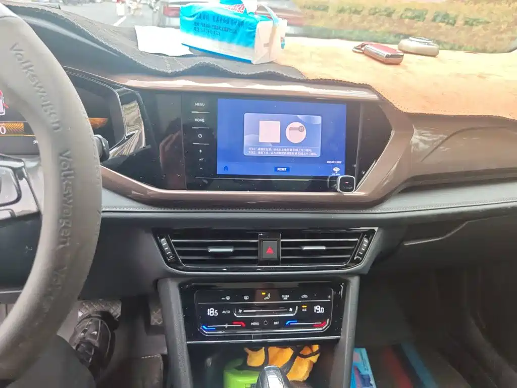Volkswagen Tharu — миниатюра 9