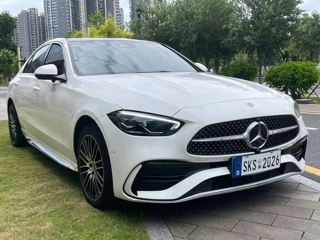 Mercedes-Benz C-Class — миниатюра 3
