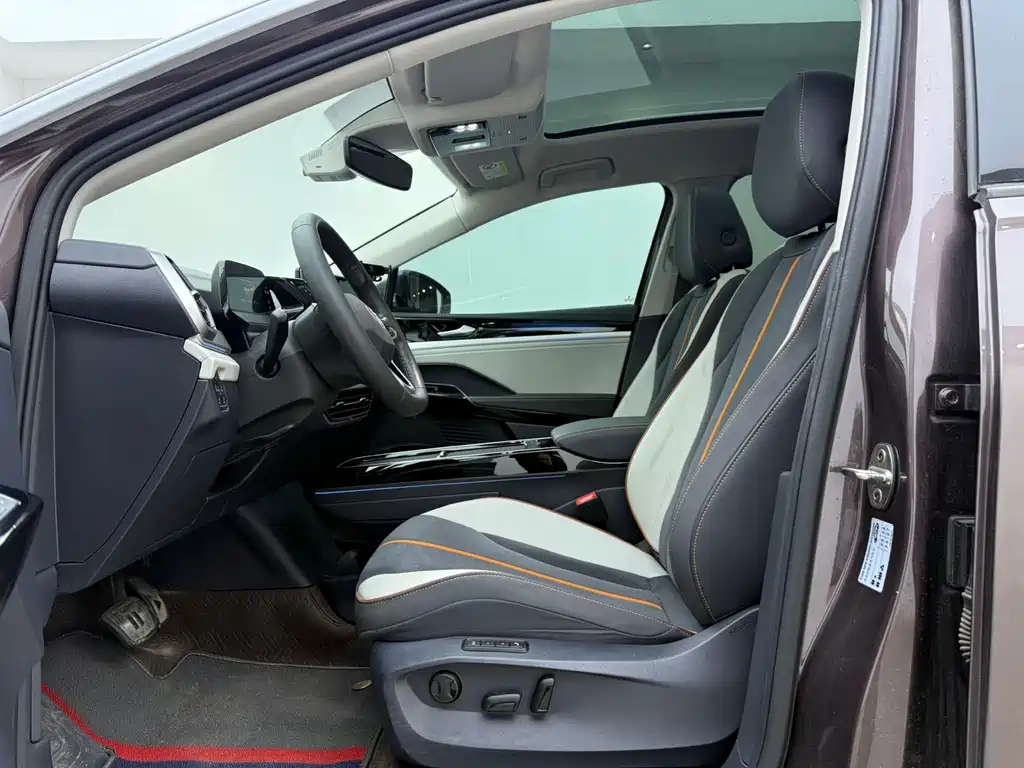 Volkswagen ID.6 Crozz — миниатюра 4