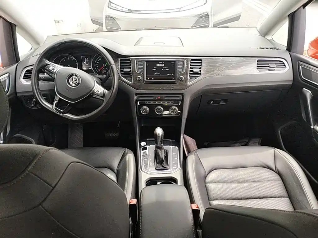 Volkswagen Golf Sportsvan — миниатюра 10