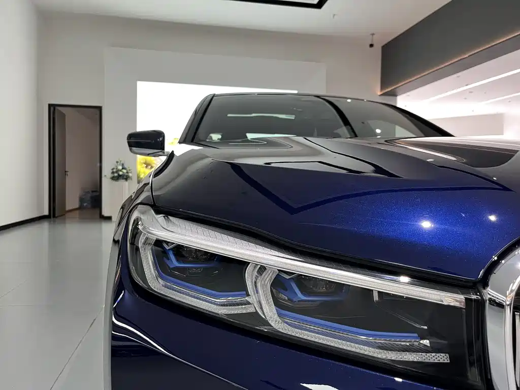 BMW 7 Series 740Li xDrive Executive Type Luxury Package, фото 19