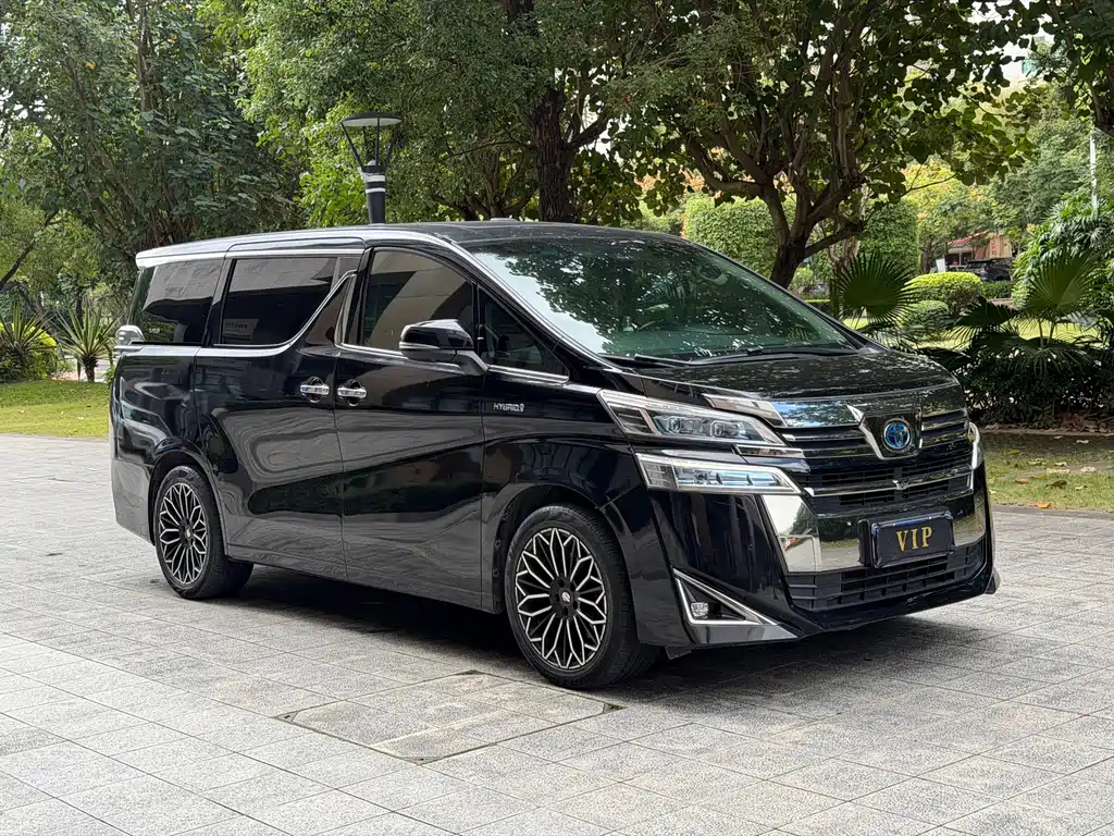Toyota Vellfire — миниатюра 3