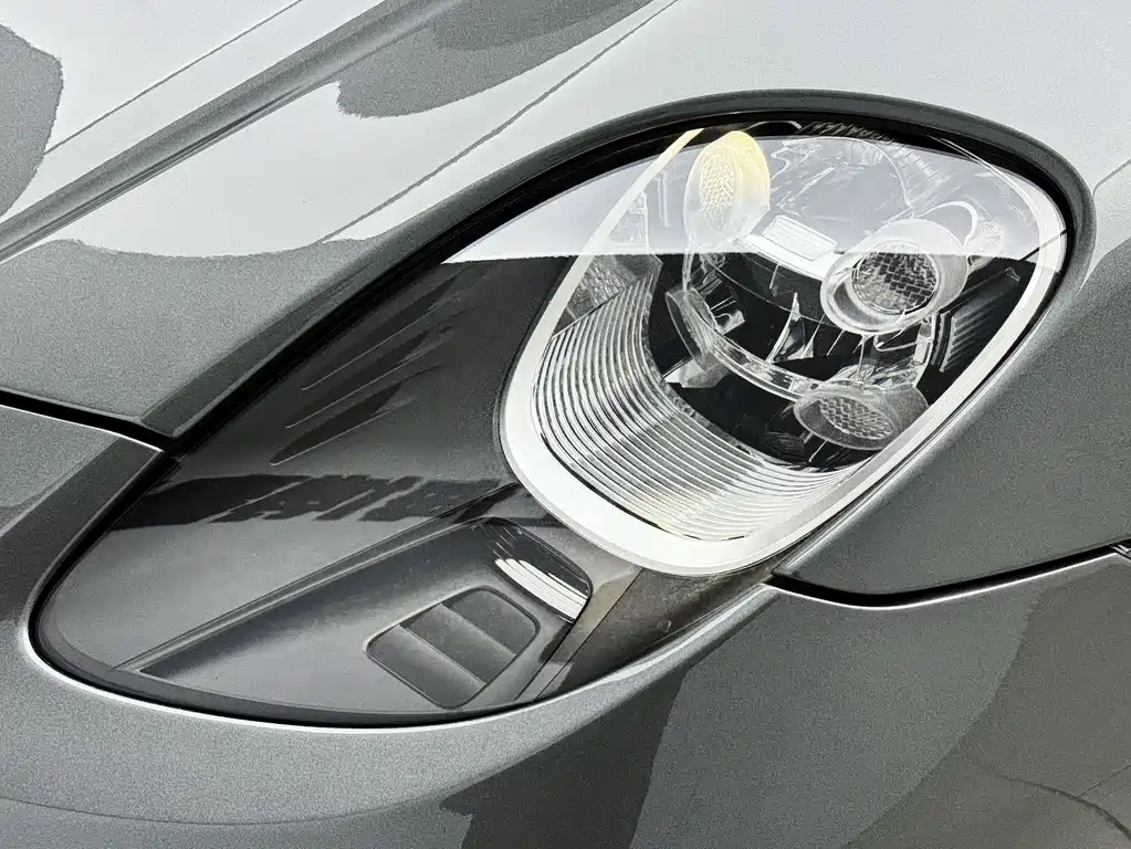 Porsche 918 Spyder 2014 4.6L