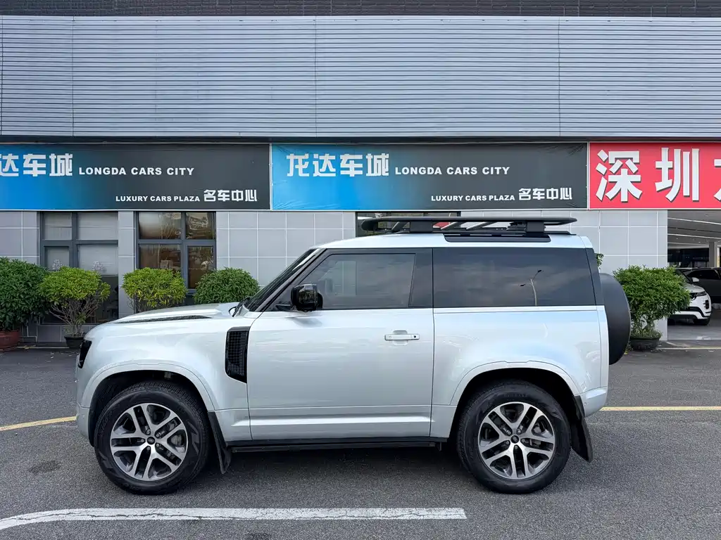 Land Rover Defender — миниатюра 11