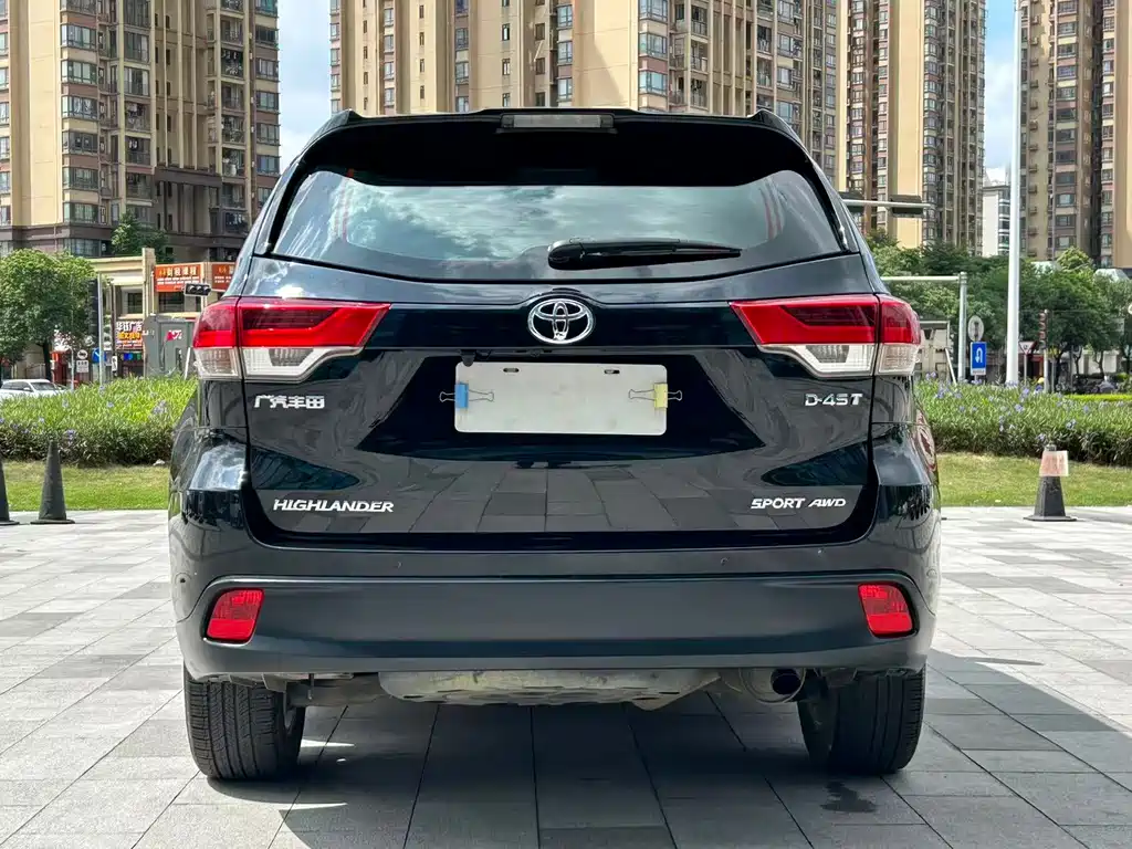 Toyota Highlander — миниатюра 4