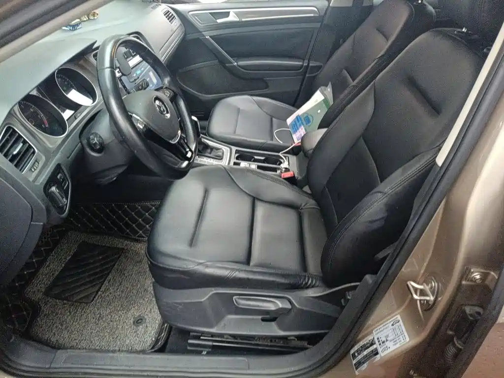 Volkswagen Golf — миниатюра 13