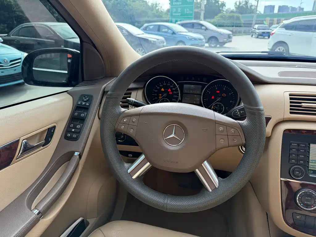 Mercedes-Benz R 2007 R 350 L 4MATIC