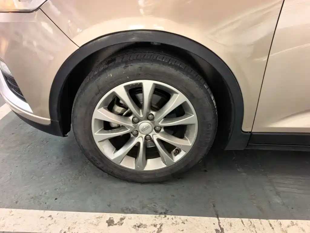 Geely Emgrand GS — миниатюра 23