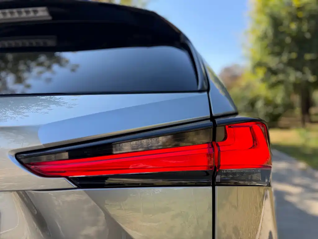 Lexus NX — миниатюра 20
