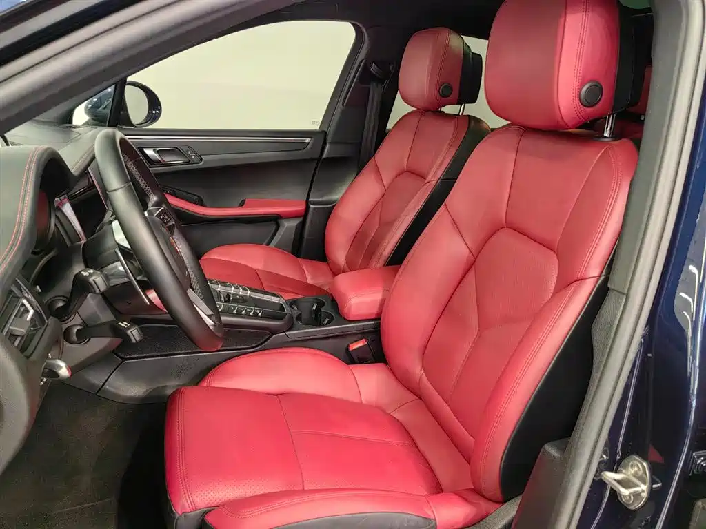 Porsche Macan — миниатюра 8