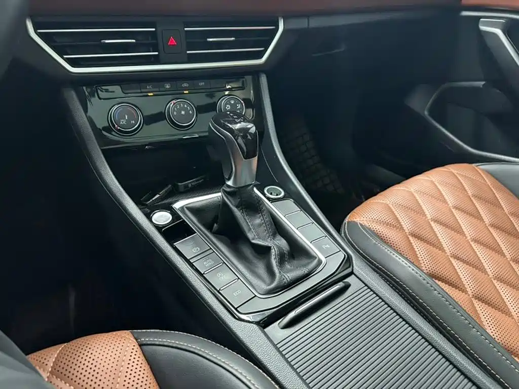 Volkswagen Sagitar — миниатюра 11