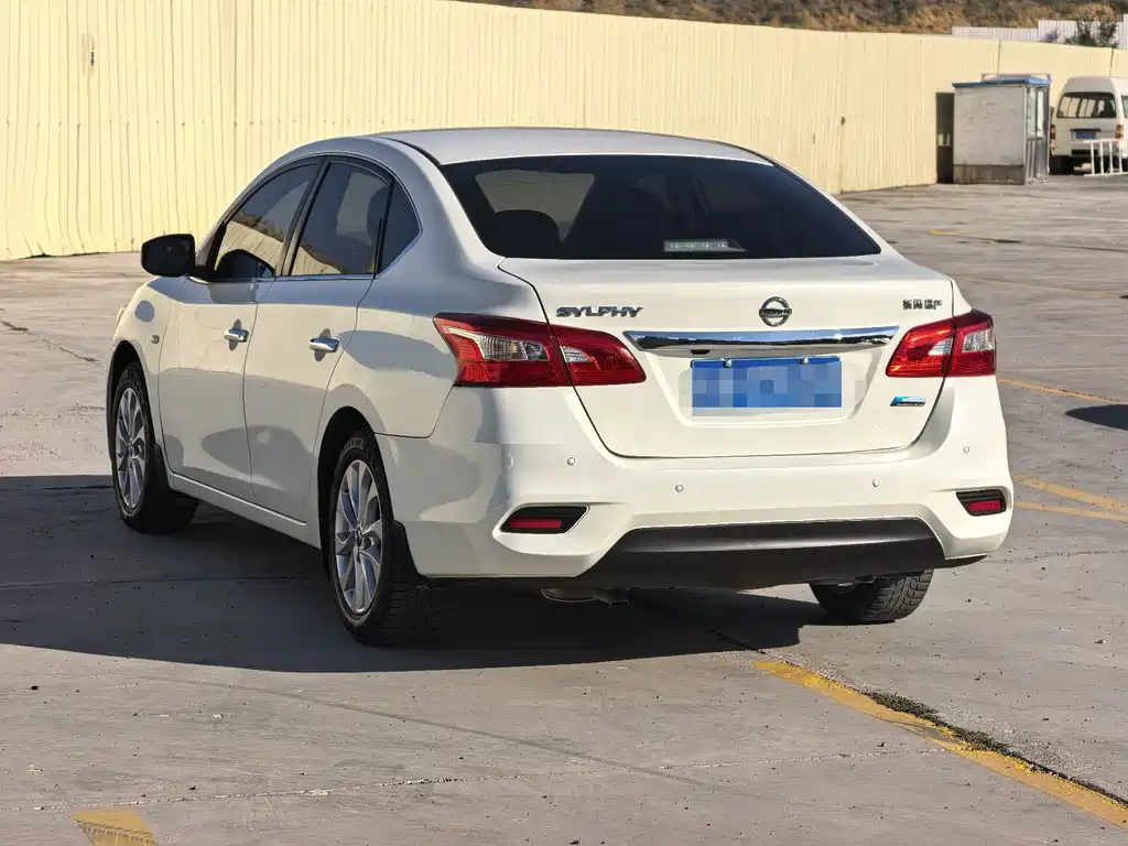 Nissan Sylphy — миниатюра 9