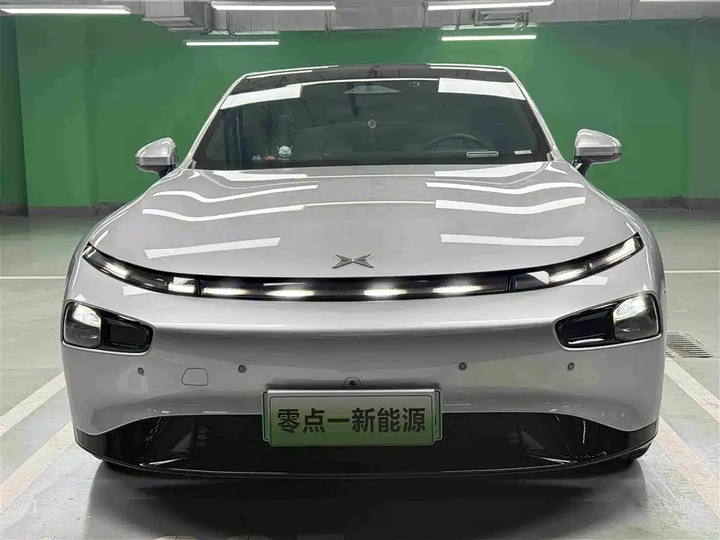 XPeng P7 — миниатюра 2