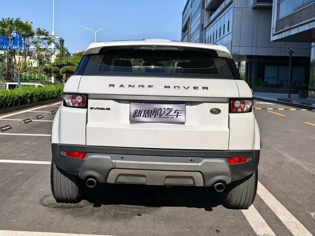 Land Rover Evoque — миниатюра 5