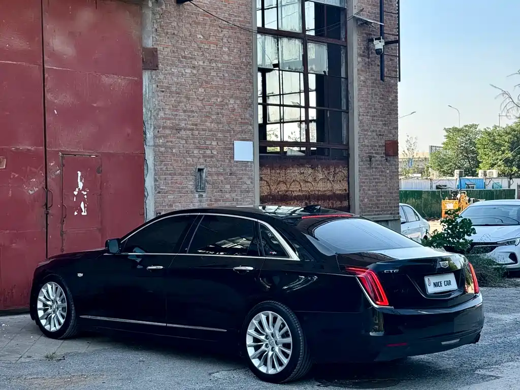 Cadillac CT6 — миниатюра 12