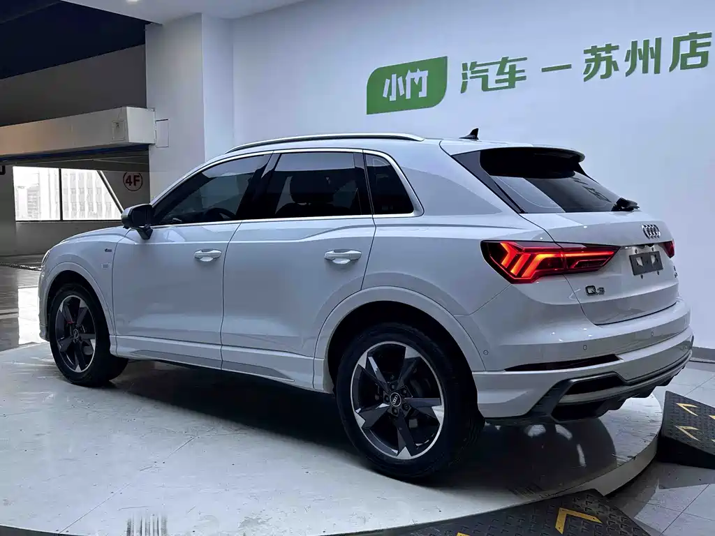 Audi Q3 — миниатюра 5
