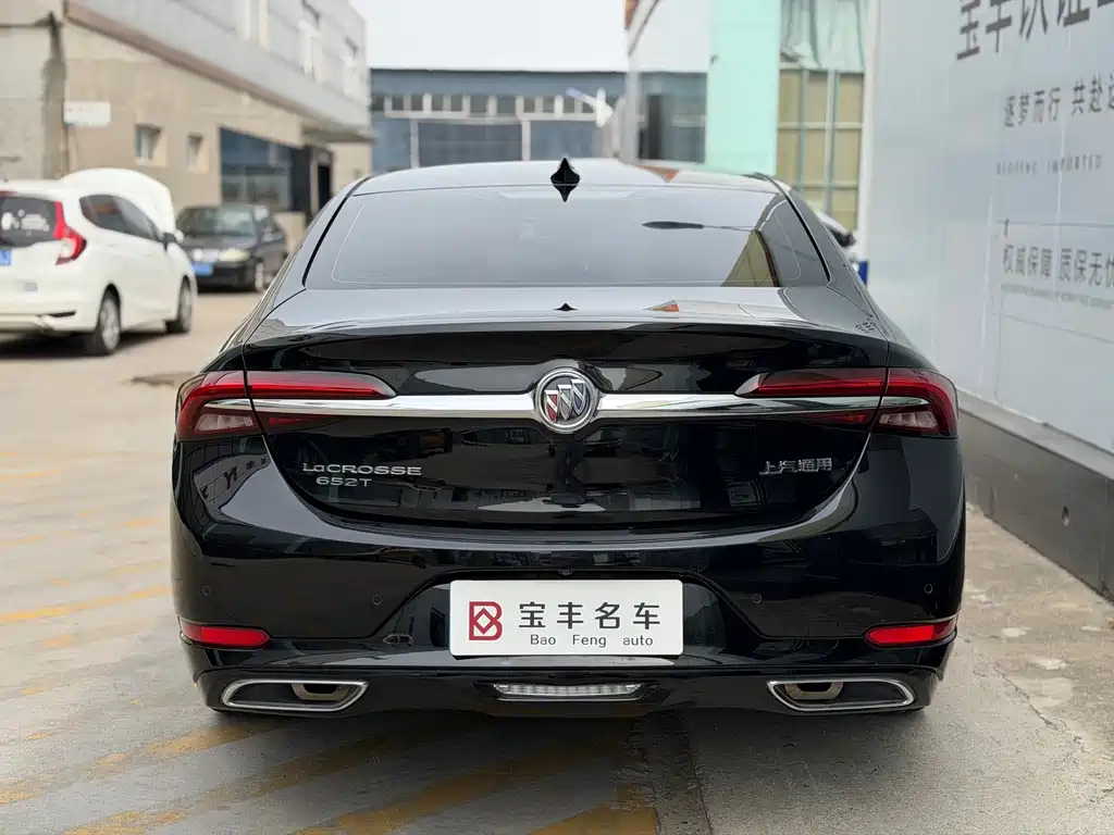 Buick LaCrosse — миниатюра 9